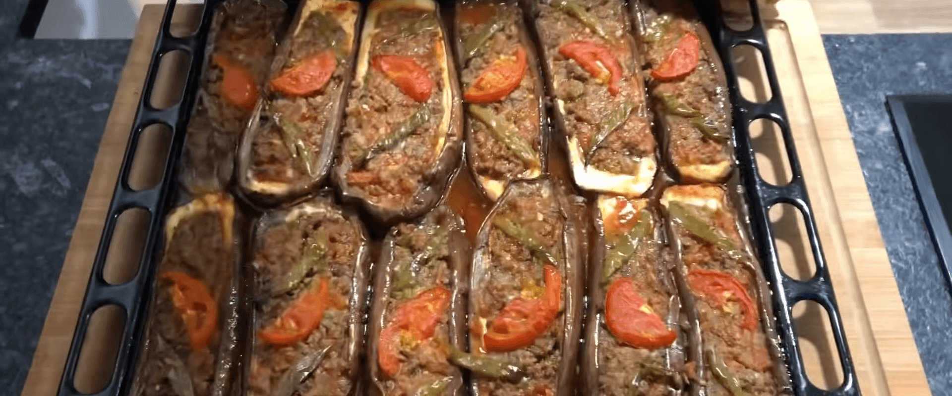 Vinete umplute in stil turcesc KARNIYARIK – Rețeta autentică și delicioasă