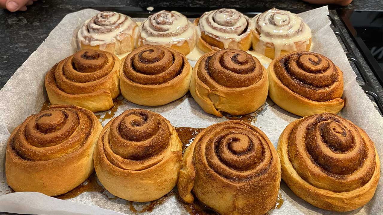 cuib de viespi cu scortisoara si crema mascarpone