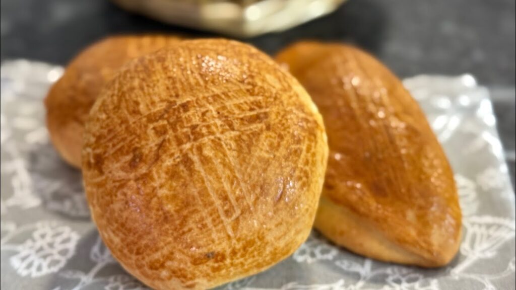 Pogaça ( Placinta cu BRANZA, CASCAVAL sau CIOCOLATA)